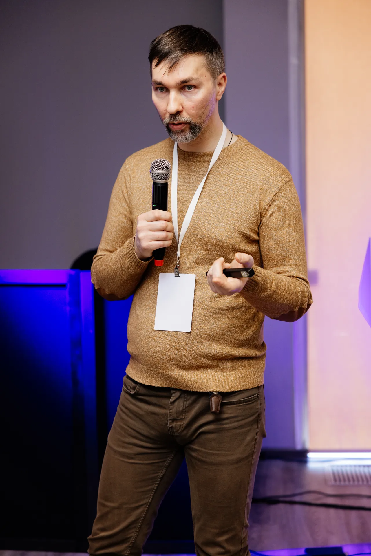 Воркшоп по AI-агентам, конференция "WAW 2025"